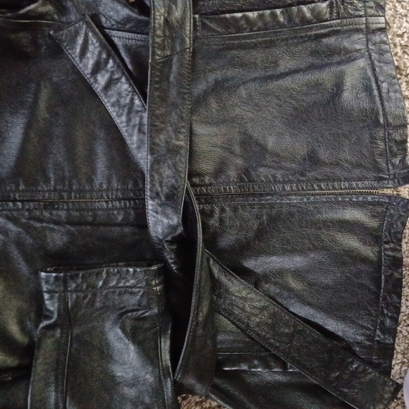 Wilson's Leather Jacket ~ Size Medium - Picture 3 of 5